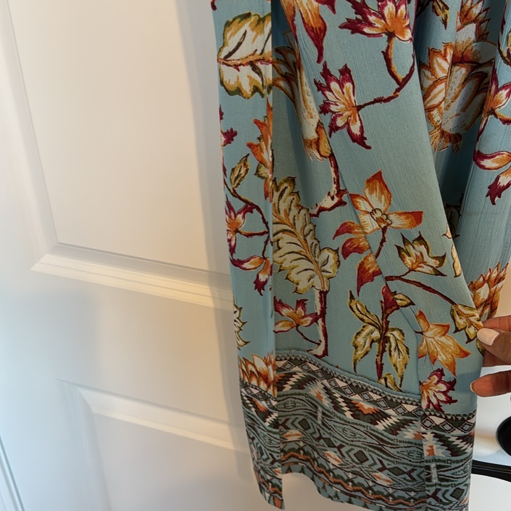Angie Floral Midi Dress - Size Large - Picture 7 of 7